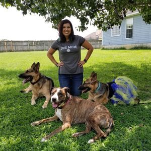 Meet your Posher, Casey